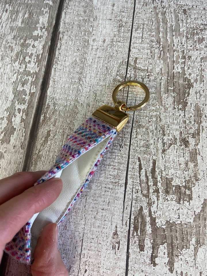 Luxury Harris Tweed Keyring - Image 7